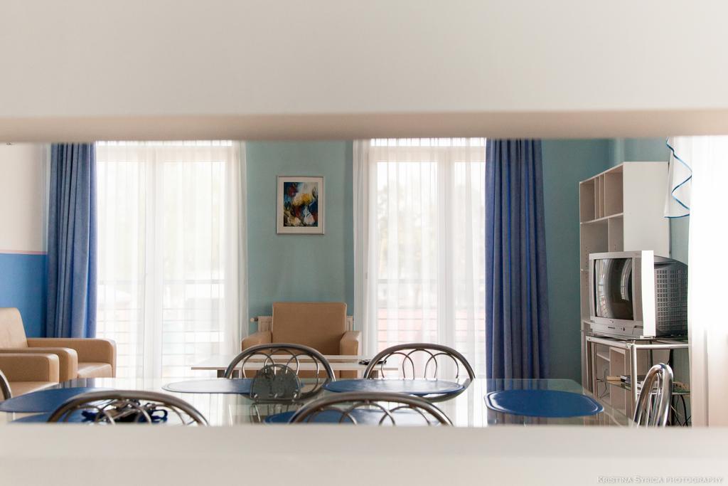 Apartamenti Alto & Ko Apartment ยูร์มาลา ห้อง รูปภาพ