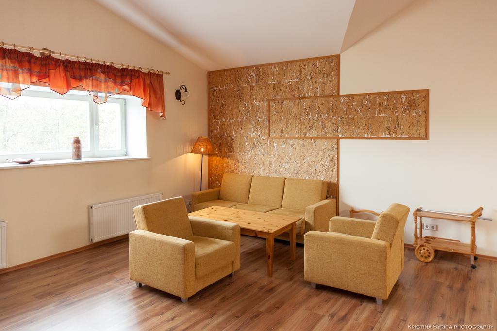 Apartamenti Alto & Ko Apartment ยูร์มาลา ห้อง รูปภาพ